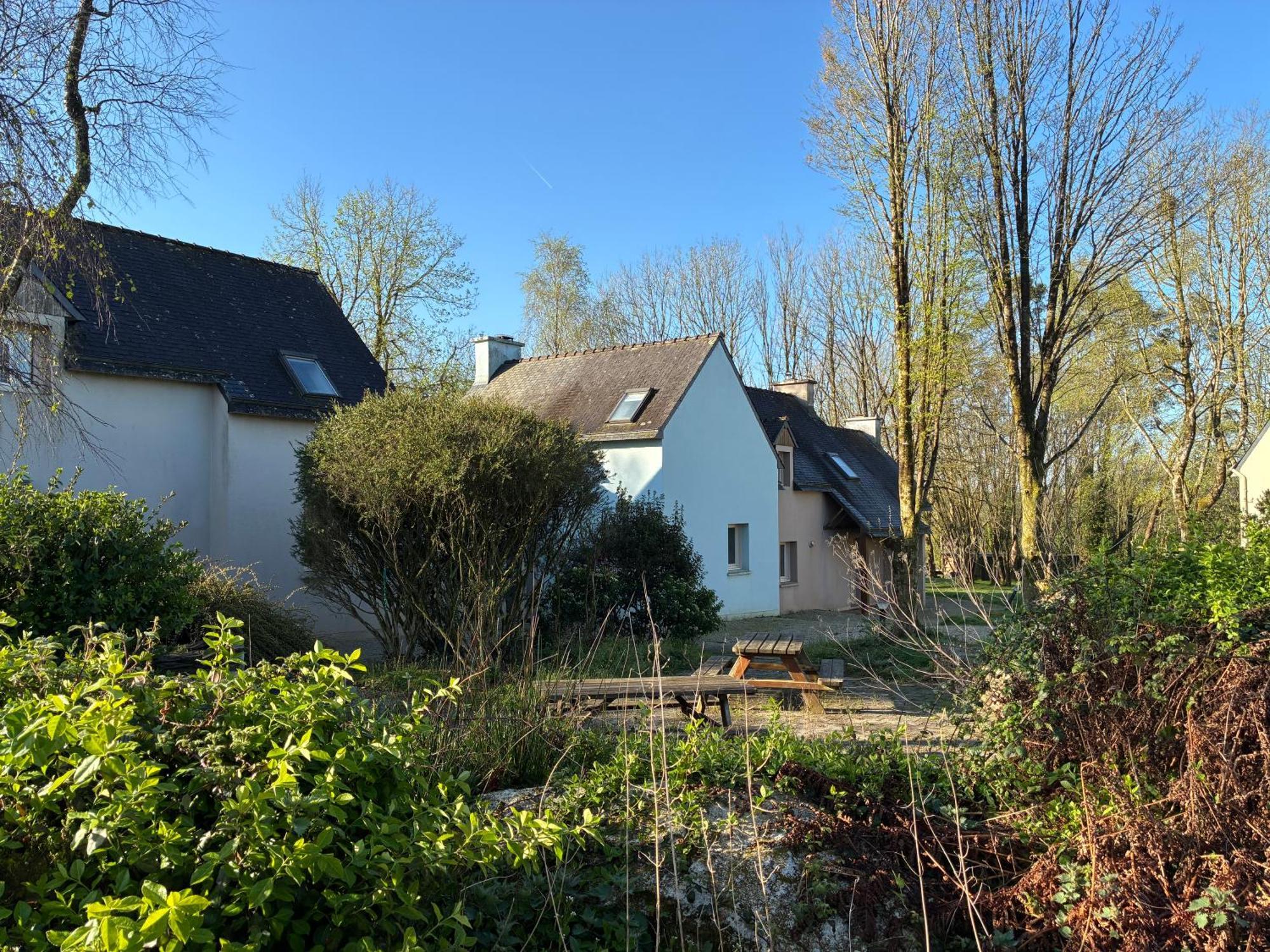 Gite Milin A Sizun Hebergement Confortable Pour 7 Pers Bagian luar foto